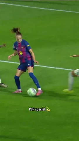 Twisting defenders for fun 🌪️ #UWCL #CarolineGrahamHansen #Barcelona #WomensFootball 