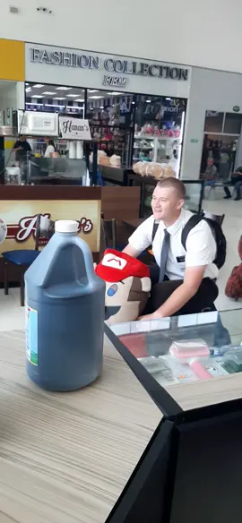 Los mormones divirtiendose #SanPedroSula #megamall 