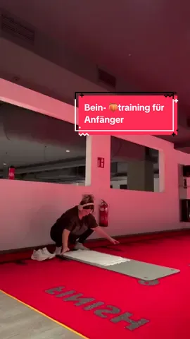 Anfängerfreundliches beintraining 🥰 speichere dir das Video unbedingt ab #fitnessübungen #beintraining #training 