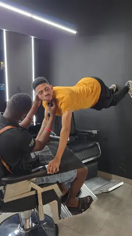 Is not make sure 🤣🥜 #williamlast_krm #motsetserepa @Legends Barbershop @OkayCedric 