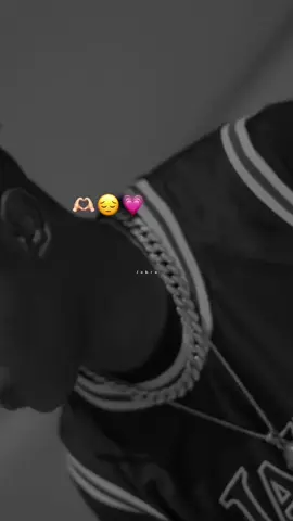 waxaan kugu mahadsho🥲💔#cupcut #chipriil🤴🏽🤍 #jabrow🎧❤️ #somalilyrics🌺😕💎 #jìbreil🤴🏽💞 