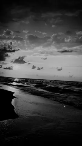 لا أحد يبقى كما هو #خواطر #اقتباسات #عبارات #حكم #اقوال 