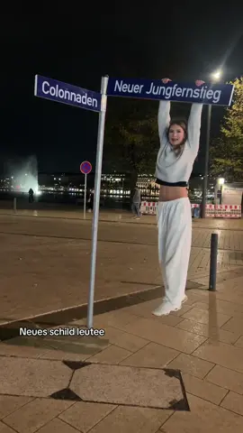 #hamburg #jungfernstieg #mowiewowie 