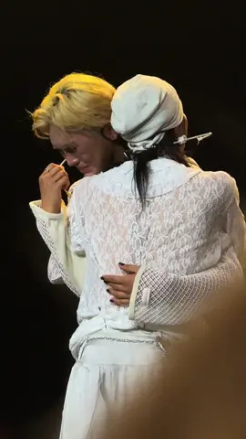 seeing hyun cry actually broke my heart. #xlov #hyun #rui #evol #xlovcologne @XLOV 