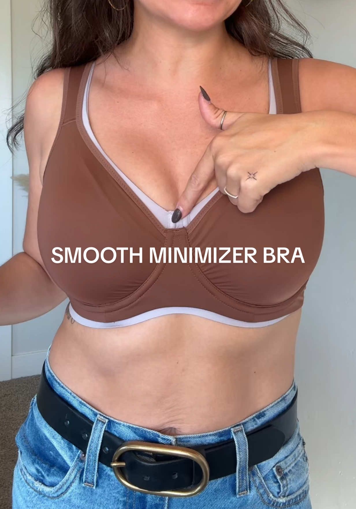 Replying to @carinabrewer @Hsia-Bras so quietly dropped a brand new smooth minimizer bra!!! And she’s even more seamless than my girl Joan! Such a comfy soft minimizer bra #minimizerbra #tiktokshopcreatorpicks 