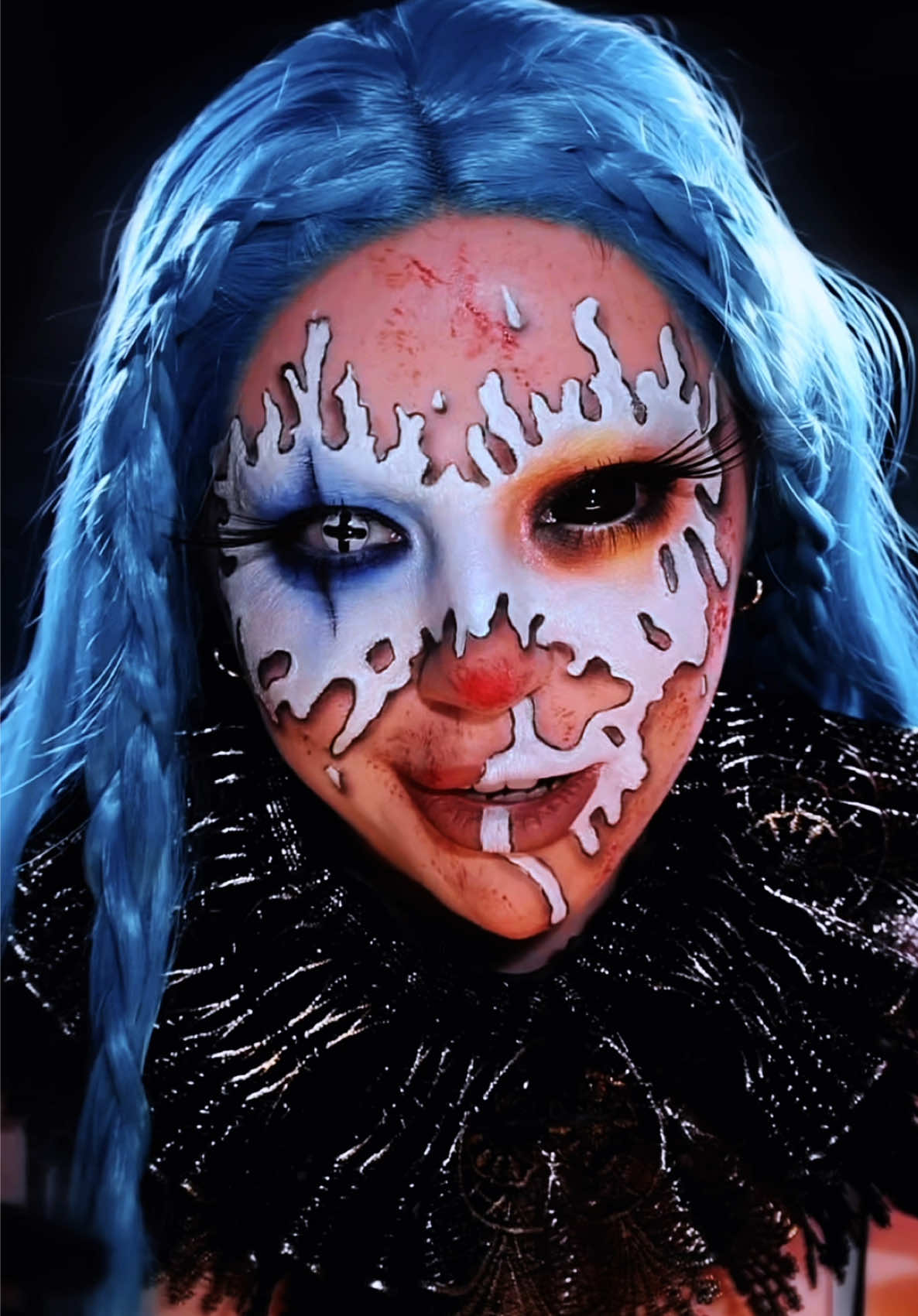 CLOWN ALERT 🤡  trend IB @Rafael Santos @Emily Temby✨ makeup IB @muamason #clownmakeup #Halloween #halloweenmakeup #creativemakeup 