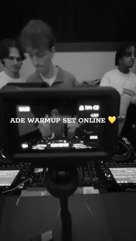 DIVE IN 🏊‍♂️💛🖤 #ade #house #amsterdamdanceevent #fy #fyp 