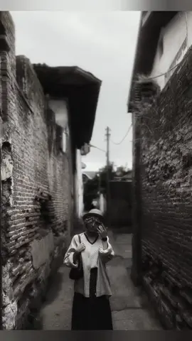 صلاح البحر _ ماناسيكم _ 2000  صاحي ونايم احلم بيكم ماناسيكم🎶🎼🎻🥺🔕💔 ذكريات جيل الطيبين  #اغاني تسعينات #صلاح البحر  # العراق 🇮🇶 #روناس👑 #لايگ_ومتآابعهہ_🥀💔واگسبلور💔🥀 