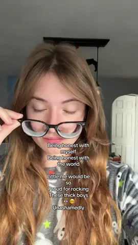 I went from thinking my glasses were the wost thing ever to rocking them with confidence! I’ve always had bad vision and prayed for the day I could wear contacts! I was bullied as a kid and often called 4 eyes 🧐. It feels like a victory to be able to look at myself like this and not feel ugly. It’s thanks to love from amazing people I’ve been lucky enough to know and learning to love myself. I find myself often wanting to wear these thick glasses instead of my contacts, which I never thought would be possible. Some things you can’t change, but there is so much power in your mindset and choosing to focus on love. People can be cruel but, people can be kind! Who do you listen to? Who are you to yourself? 