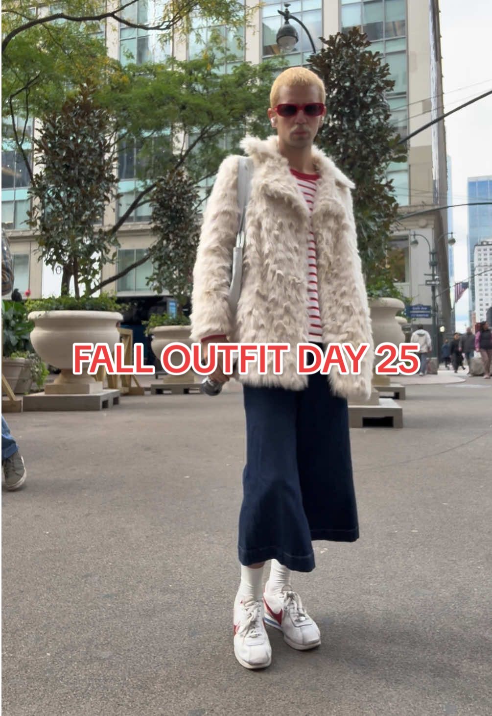 fall outfit day 25: i guess ill go to 30? idk im kinda doing whatever i want and it’s not like anyone’s gonna stop me and this lazy low effort outfit 😜#fashion #outfit #nyc #queer #halloween 