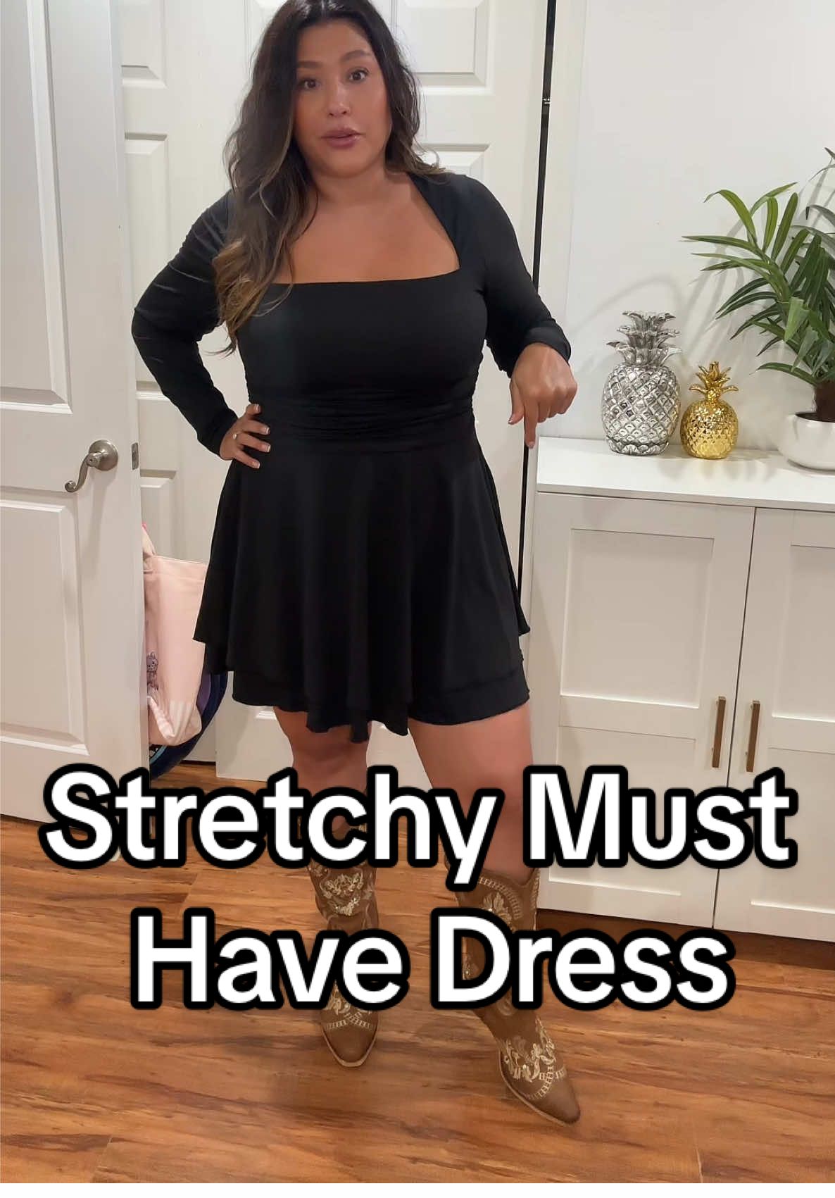 So excited I discovered this stretchy fit and flare dress! Ya this dress is getting used a lot 😂👏🏽#tiktokshopblackfriday #tiktokshopcybermonday #curvyfashion #fallfashion #tiktokshopcreatorpicks 