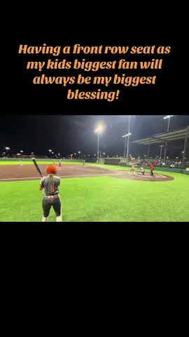 Biggest FLEX too! 💪🏽🥰 #fpsoftball #softballlife🥎 #fyp #fypシ #foryoupage @Peyton 