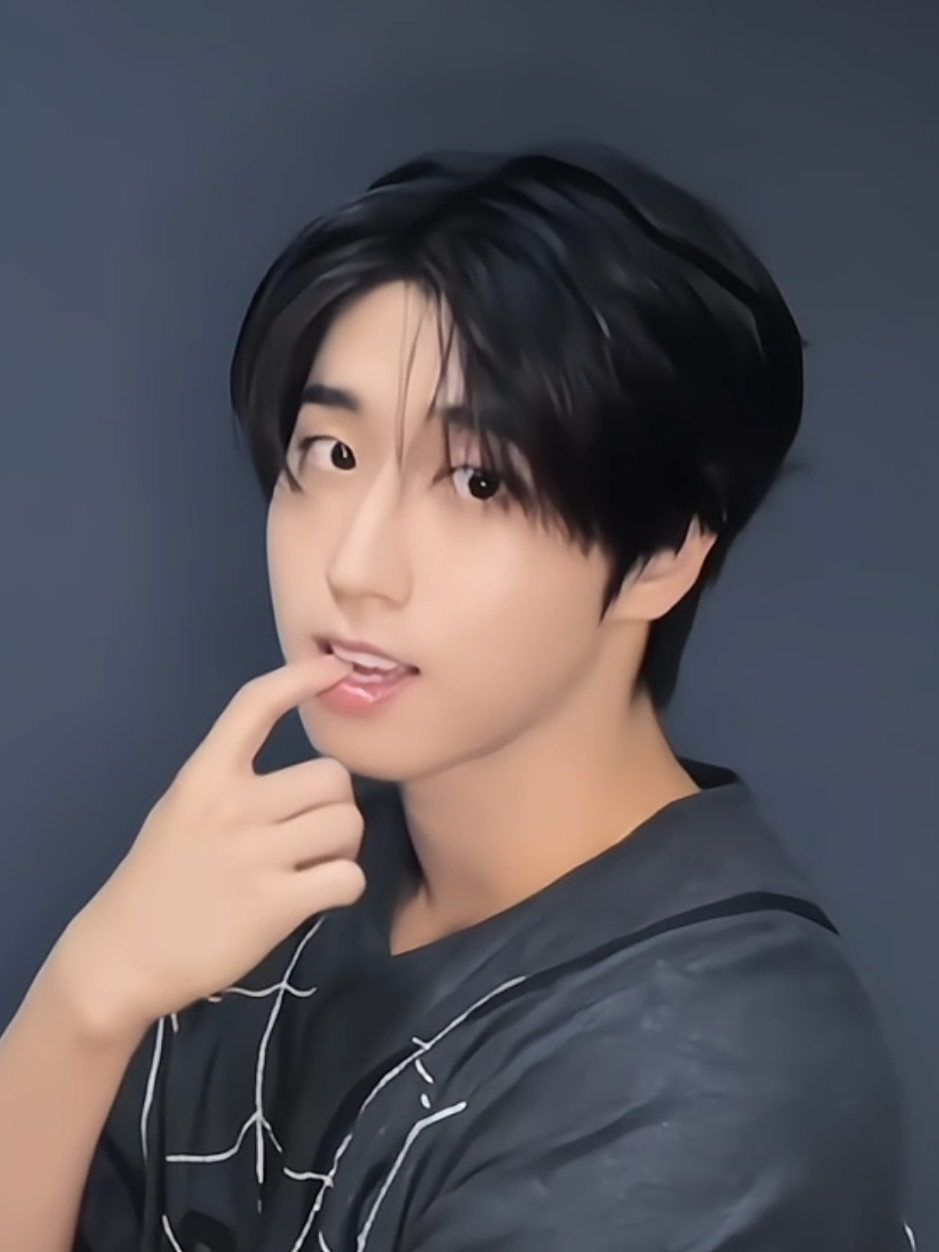 𝗡𝗲𝘄 𝗩𝗶𝗱! 🌸| Me pidieron mucho un video de stray kids💕|#fancams 𝗉𝖺𝗋𝖺 𝗏𝗂𝖽𝖾𝗈𝗌 𝖼𝗈𝗇 𝗍𝖾𝗑𝗍𝗈 | :⋅˚₊‧ ୨🍥୧ ‧₊˚  𝖣𝗎𝗋𝖺𝖼𝗂𝗈𝗇: 13 𝑠𝑒𝑔𝑢𝑛𝑑𝑜𝑠☆ 𝗶𝗯: 𝗆𝗂𝗈?? 𝑝𝑒𝑑𝑖𝑑𝑜𝑠 𝑎𝑏𝑖𝑒𝑟𝑡𝑜𝑠 🍨  𝐩𝐞𝐝𝐢𝐝𝐨: nadie ꒱ 🍋𝑐𝑟𝑒𝑑𝑖𝑡𝑜𝑠 𝑜𝑝𝑐𝑖𝑜𝑛𝑎𝑙𝑒𝑠:⋅˚₊‧ ୨🍡୧ ‧₊˚ ⋅ Iᗷ:#HAN  ᴛᴀɢɢɪᴇs:@Stray Kids @TikTok @tiktokglobal 
