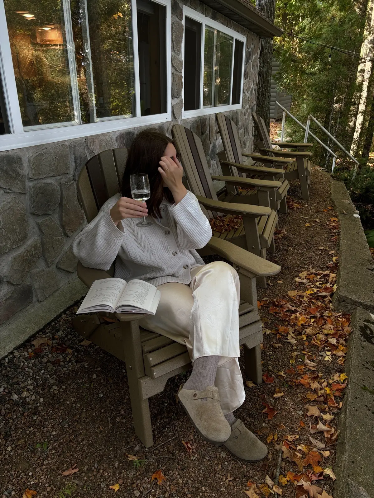 ig: adrianna.stindt #fall #photoshoot #contentcreator #fallstyle 