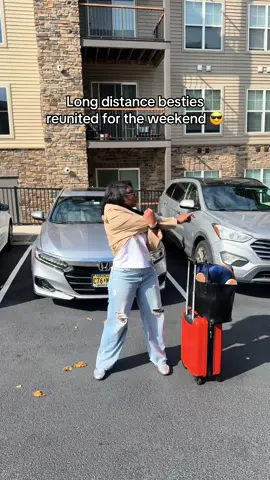 cheers to the girls weekend 🥂🍻#girlsweekend #girlsnight 