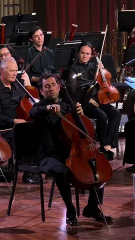 When an iPad dies on stage before the encore, what does the pianist do?  If you’re Jeffrey Kahane, you play it from memory.  ❤️ #classicalmusic #cello 