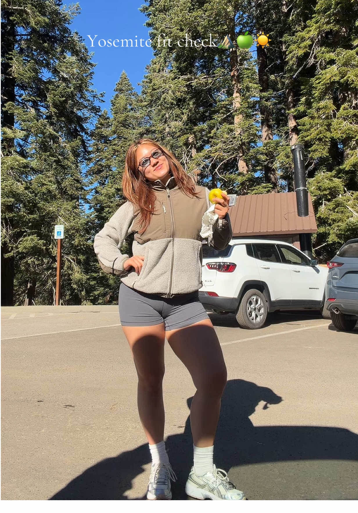 Jacket: @thenorthface  Shorts: @Aritzia  Shoes: @ASICS  Special appearance: Ashley’s @Salomon  #yosemite #OOTD #Hiking #nature #fallfashion 