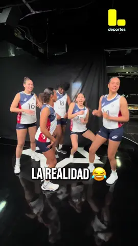 😂 COSAS QUE PASAN EN LA SESIÓN DE FOTOS CON LAS CHICAS DE LA SAN MARTÍN  👀 No te pierdas la Liga Peruana de Vóley desde este 25 de octubre por LATINA. #ElCanalDelVoley #usmp #fpv #LatinaDeportes