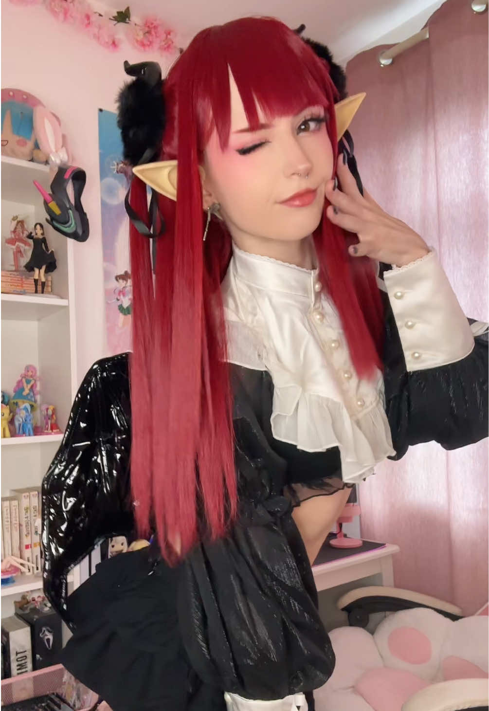 i had contacts for her but they RIPPED </3 #ccinnabunii #rizukyun #marinkitagawa #mydressupdarling #cosplay 