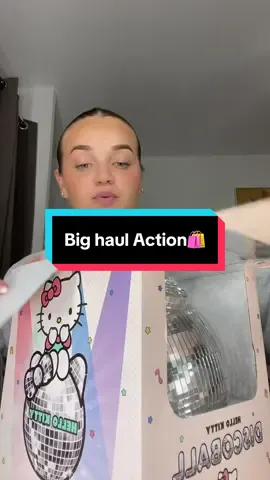 Je peux mourrir pour la boule disco hello kitty🥹🥹🥹 #fyp #haulaction #hellokitty #bouledisco #pourtoi 