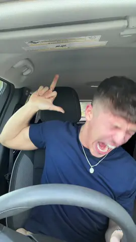 @SIENNA SPIRO send help asap