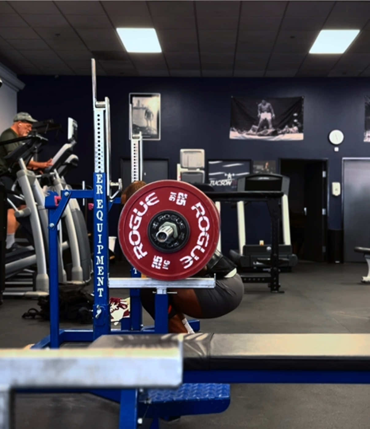 First time I’ve squatted with commands in a little over a year #CapCut #powerlifting #squat #powerlifter 