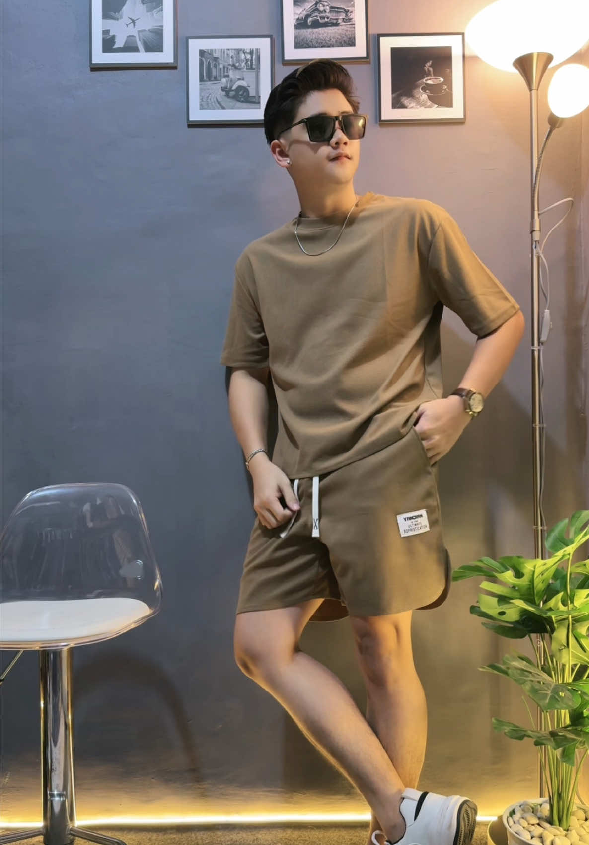 “Kaos one set bahan simple elegan😎,bahan poliester ringan adem,pilihan warna ada di etelase cek keranjang kuning🔥#oneset #kaosberkualitas #wibgajian 