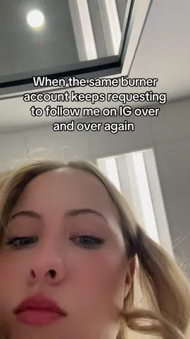 girl 🧍🏼‍♀️