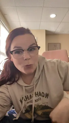 I went to group therapy a few times recently. So, we are good now. 🤪✌🏻 #folk #folkmusic #livemusic #indiemusic #indiefolk 