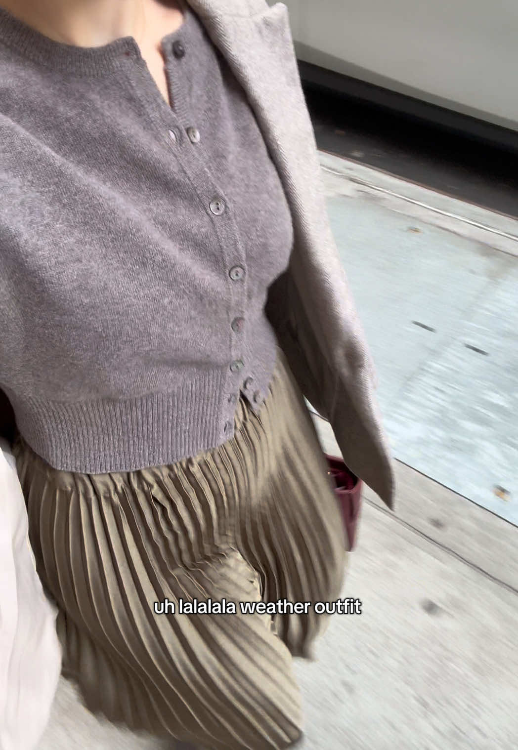 Isn’t fall such a pretty layering season?  #fallfashion #stylist #OOTD #fitcheck #earthtone 