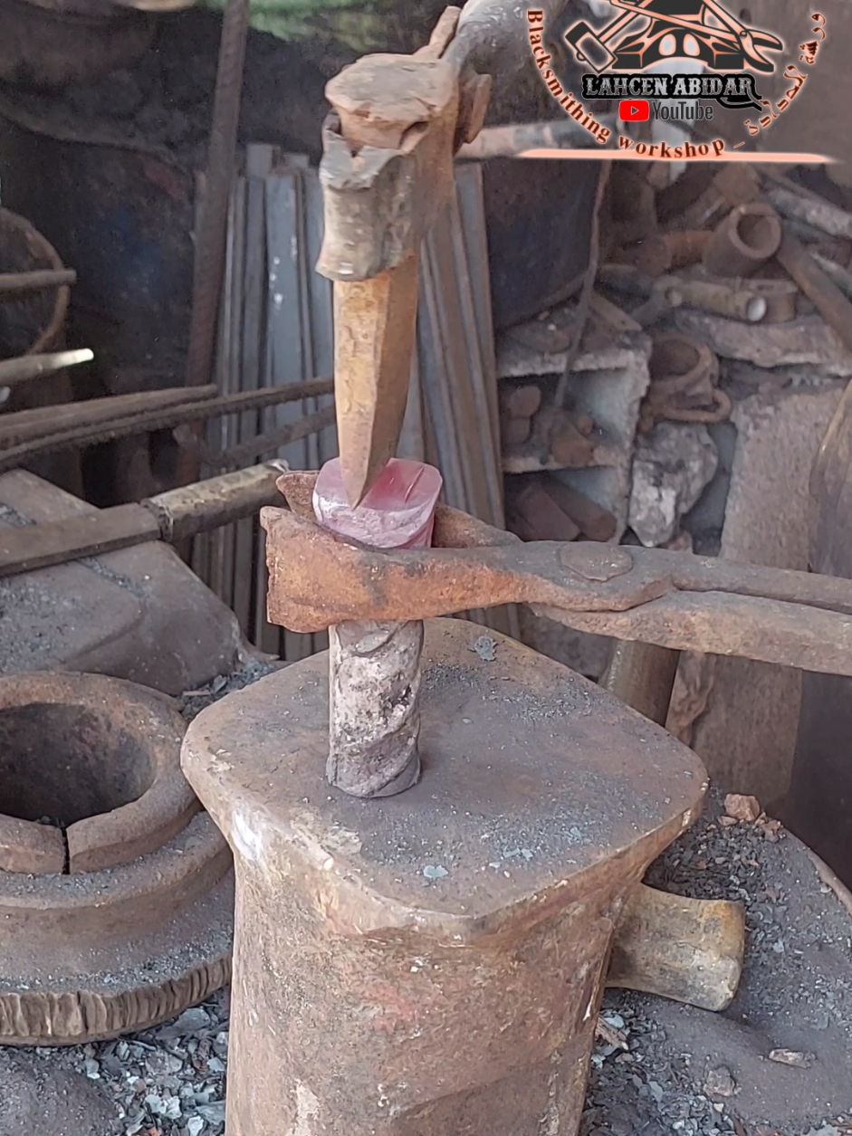 #blacksmith #blacksmithing_tools #blacksmithing #indian_blacksmith_making_amazing 
