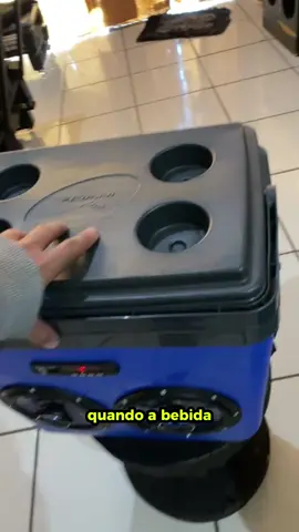 Mais que um cooler, é o centro da diversão! 🎶 Bluetooth potente, bateria duradoura e muita praticidade. 👉 Clique e veja como elevar o nível dos seus encontros!