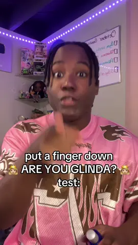 ARE YOU GLINDA?? 👸🏼🫧 how many fingers did you put down? 👇🏾 (I CANT WAIT FOR WICKED PART 2 AHHH) ••• products used: @Niod @The Ordinary @Glow Recipe @Kiehl's Since 1851  ••• @Wicked: For Good #wicked #glinda #skincare #grwm #skincareroutine 