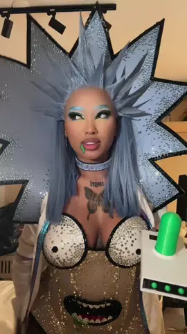 ultima transição de rick and morty🧪#halloweensephora #rickandmorty #bailedasephora 