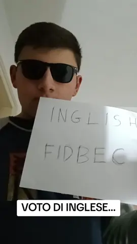 LA PROF DI INGLESE MI HA MESSO IL VOTO... #scuola #inglese #viral 