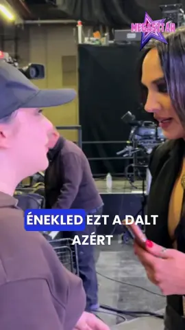 Less be a kulisszák mögé😍 @b.connie1105 már gőzerővel készül az első élő show-ra, @tothgabi pedig mindent megtesz, hogy a legjobbat hozza ki belőle 🤩 #megasztar #tv2 