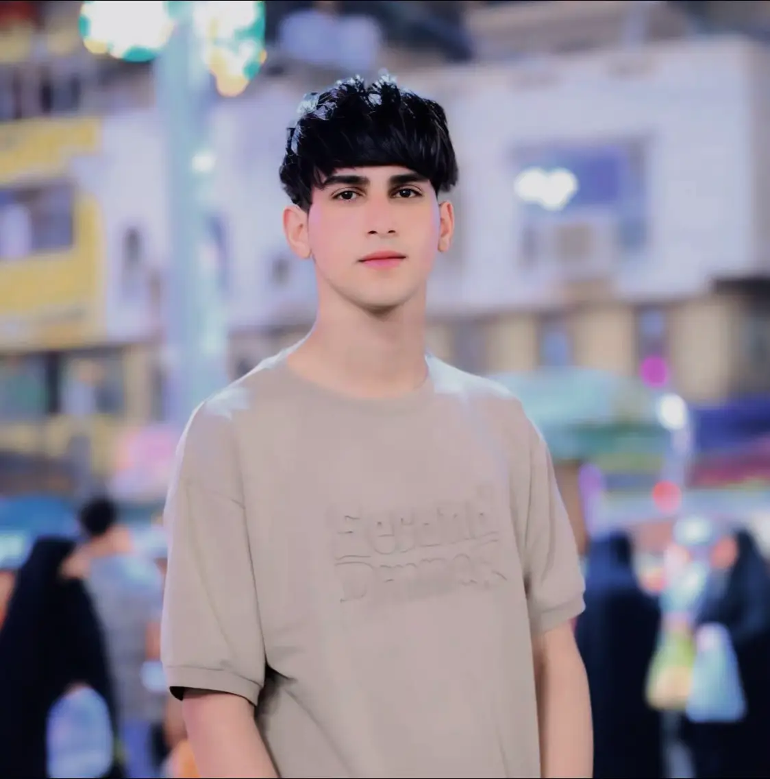 اليوم ثامن ونته تحت المآي ياعلي فرجه