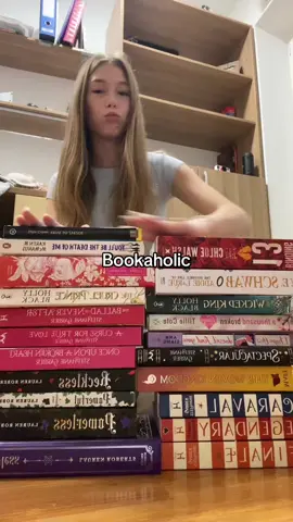 I’m addicted to you!! #bookaholic #trend #booktokfyp #imaddictedtoyou #funny 