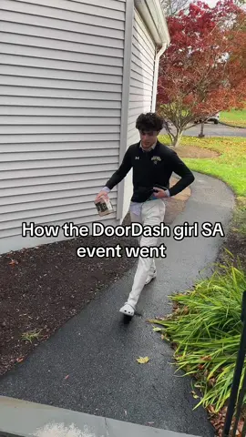 Yes we are victims #doordash #girl #accuracy #funny #foryou