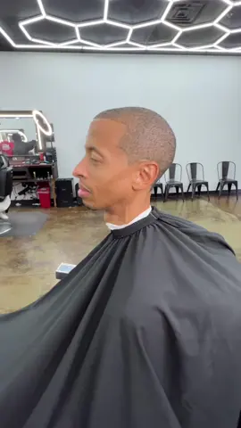 Come see me at Blvd Barbers 💈 appointments recommended, walk-in’s welcomed ! 5000 Western Center Blvd unit 350, Haltom City, TX 76137 817-393-3593 #barber #femalebarber #dayinmylife #viraltiktok #barbertok #foryoupage #dfw #fortworth #satisfying #faded #fyp #fy #texascheck #texas #beard #tex 