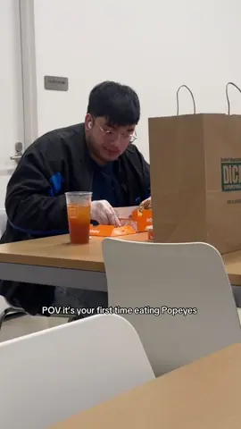 It’s the gloves for me #fyp #popeyes #food #lunchbreak 