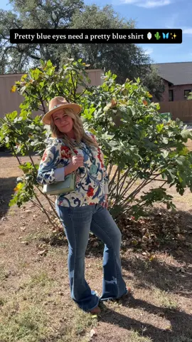 We love blue 🫶🏻🦋! #fashiontiktok #marblefallstxboutique #boutique 