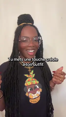Après le corset, le t-shirt 🥺. 👕: @patriziafleurdang  #madras #lyon #outfit #antilles 