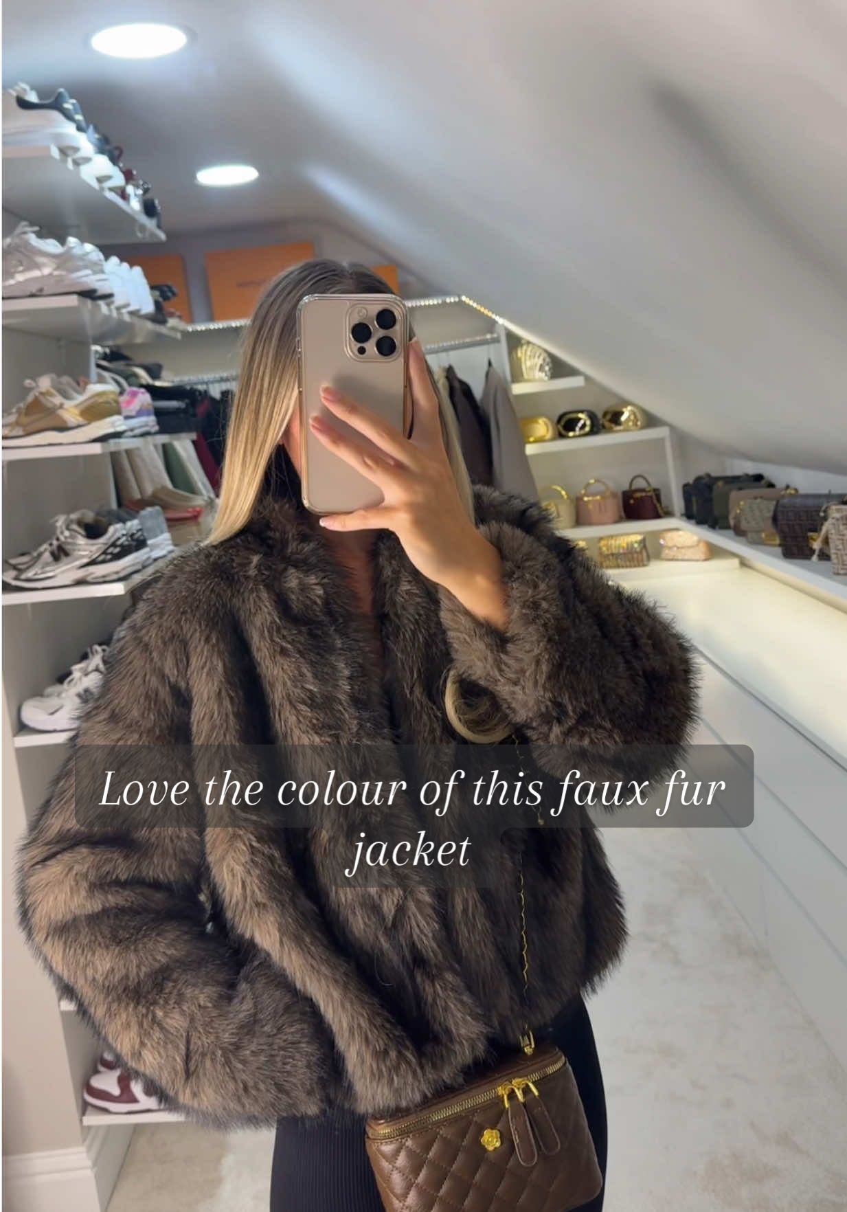 The nicest faux fur jacket 😍 #fauxfur #fauxfurcoat #fauxfurjacket #wintercoat #tiktokmademebuyit 