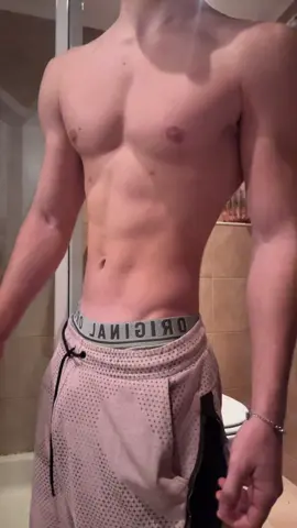 #abs #biceps #GymTok #girldinner #fyp 