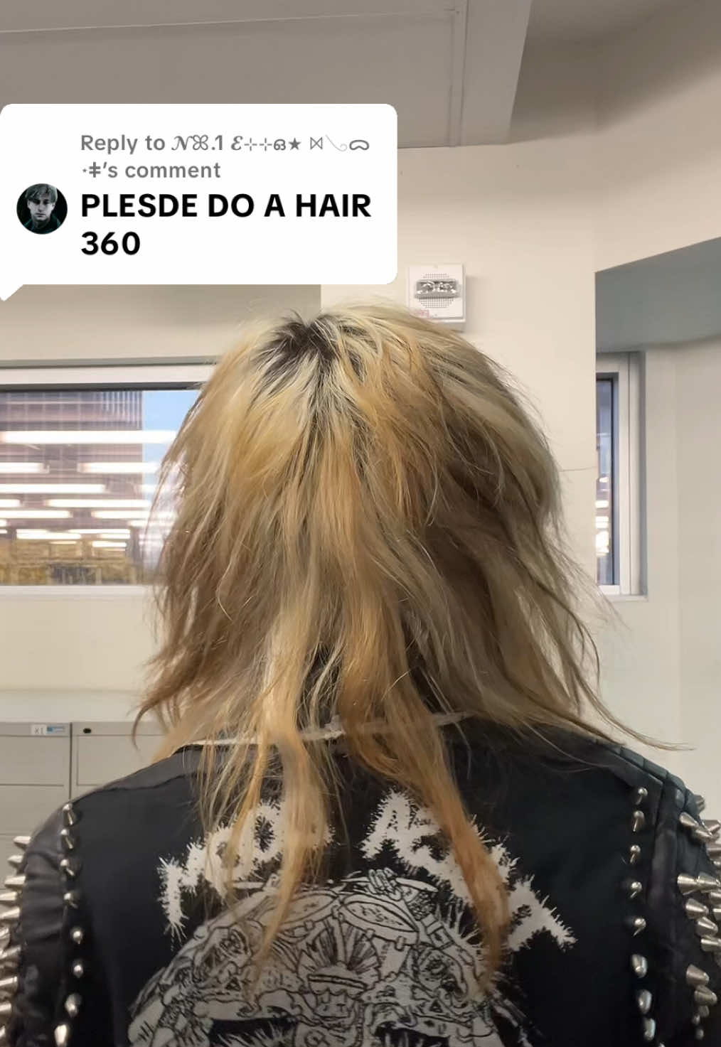 Replying to @𝓝ꕤ.1 𝓔⊹⊹ഒ⋆ ⋈𓂅ᯅ⋆ǂ hair 360 :p #hair #punkhair #punk #fyp 