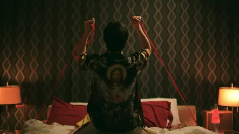 aí tkk, para de tirar a qualidade dos meus vídeos 💔😭 . . . #bison  #kantbison  #theheatkillers  #gmmtv  #fyp 