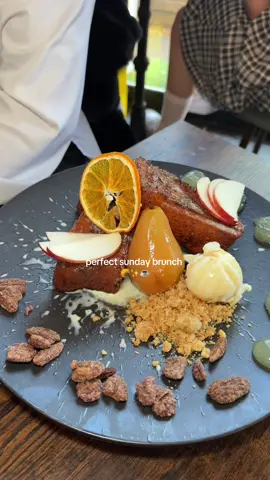 Craving another tiramisu coffee already #brunch #mtl #mtlbrunch #tiramisucoffeebeans #coffee @Antipode Montréal 