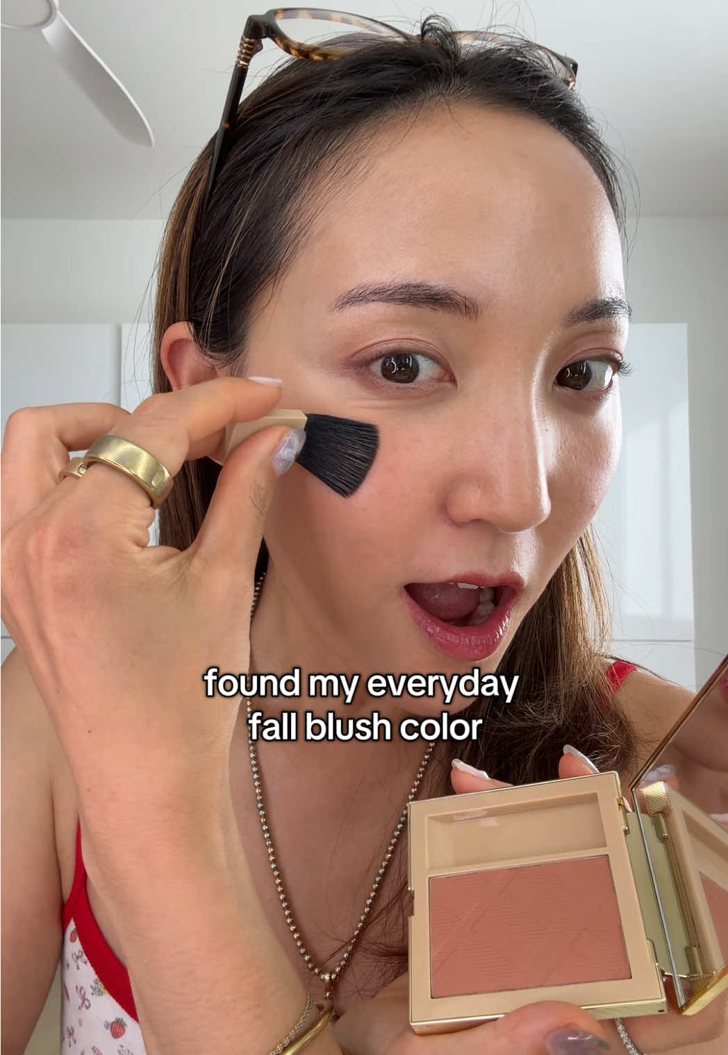 no for real this is THE SHADE FOR FALL!!! @Burberry #fallblush #cooltone #fallmakeup #everydaymakeup #blush 