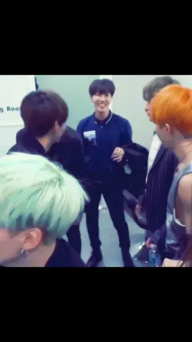 oi, eu amo o yoongi mint hair #yoongi #hateme #fyp #fy #viral 